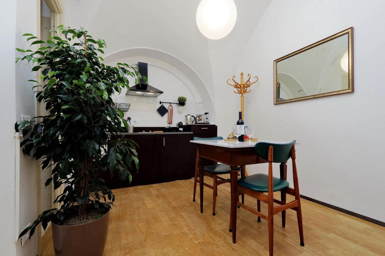 Restart Accommodations Celimontana Rome Extérieur photo